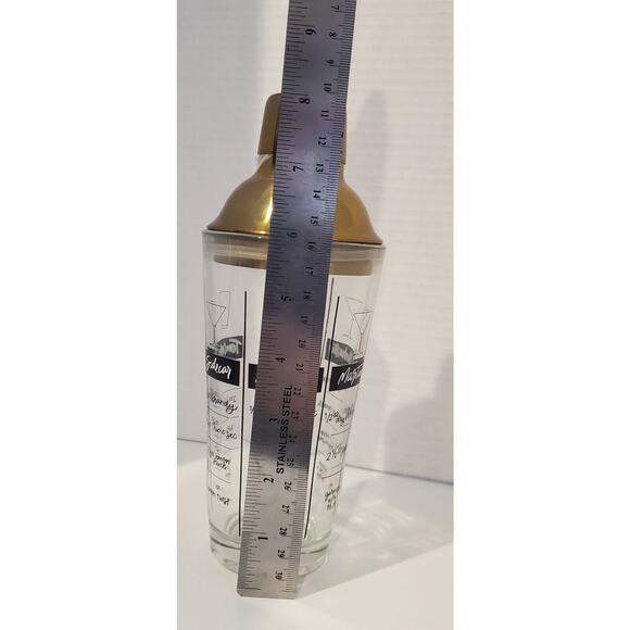 Glass Cocktail Shaker With Printed Recipes And Measurements - Picture 10 of 10